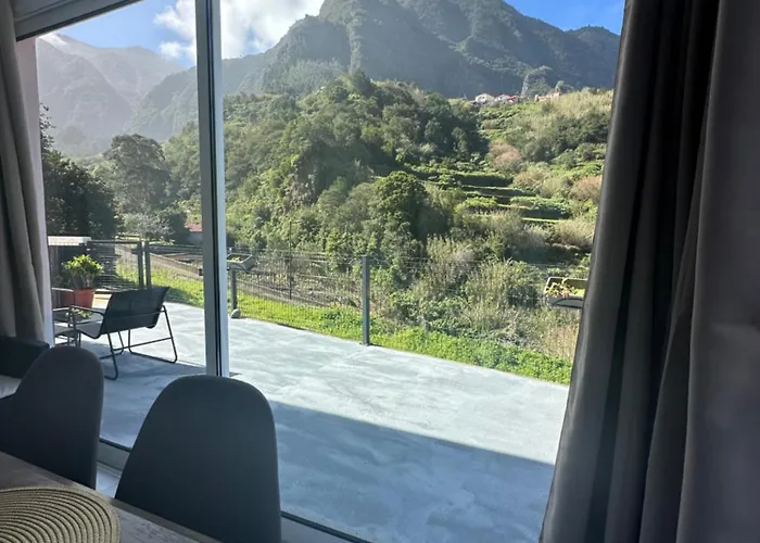 The Green Valley House