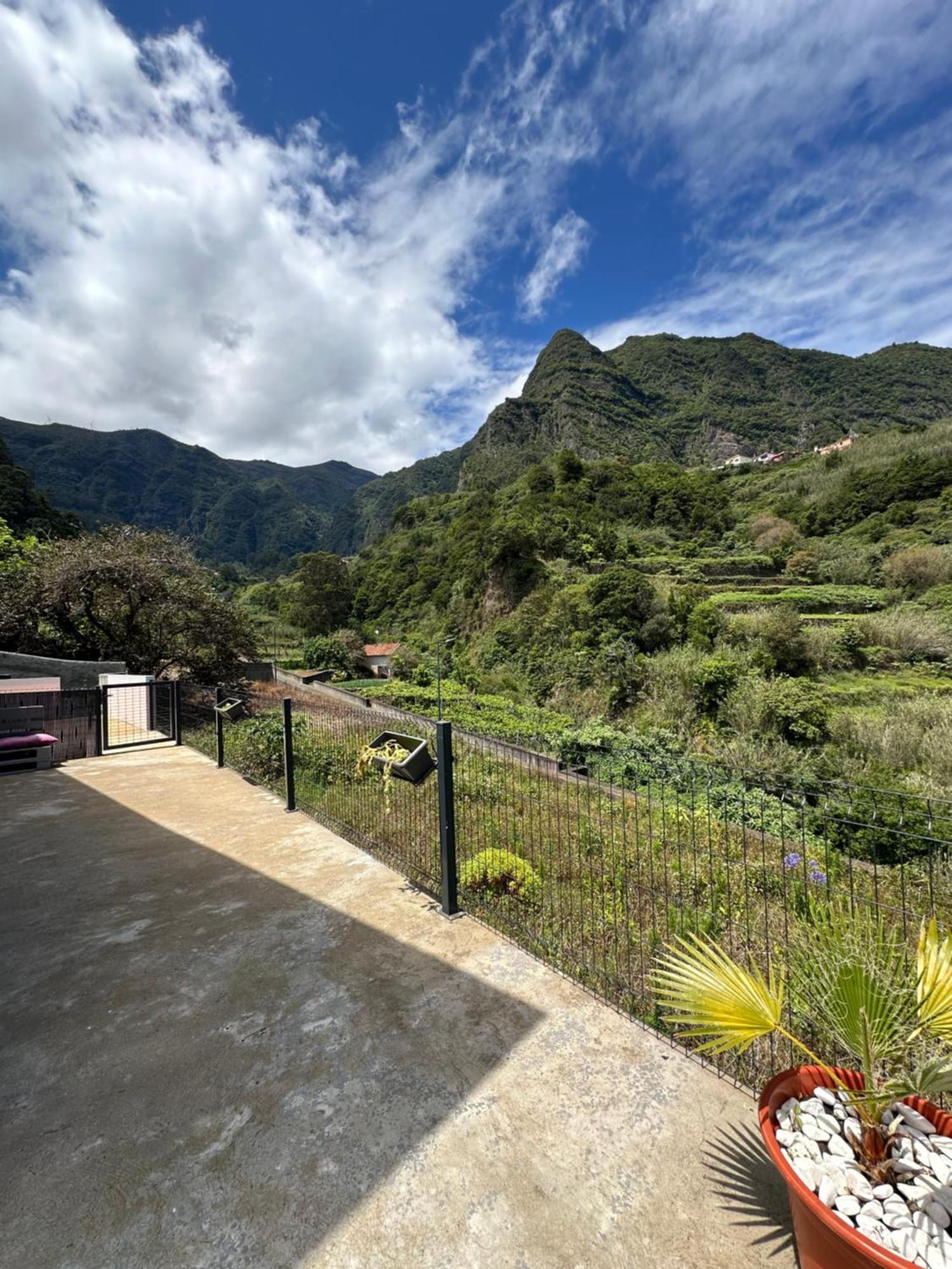 The Valley House *